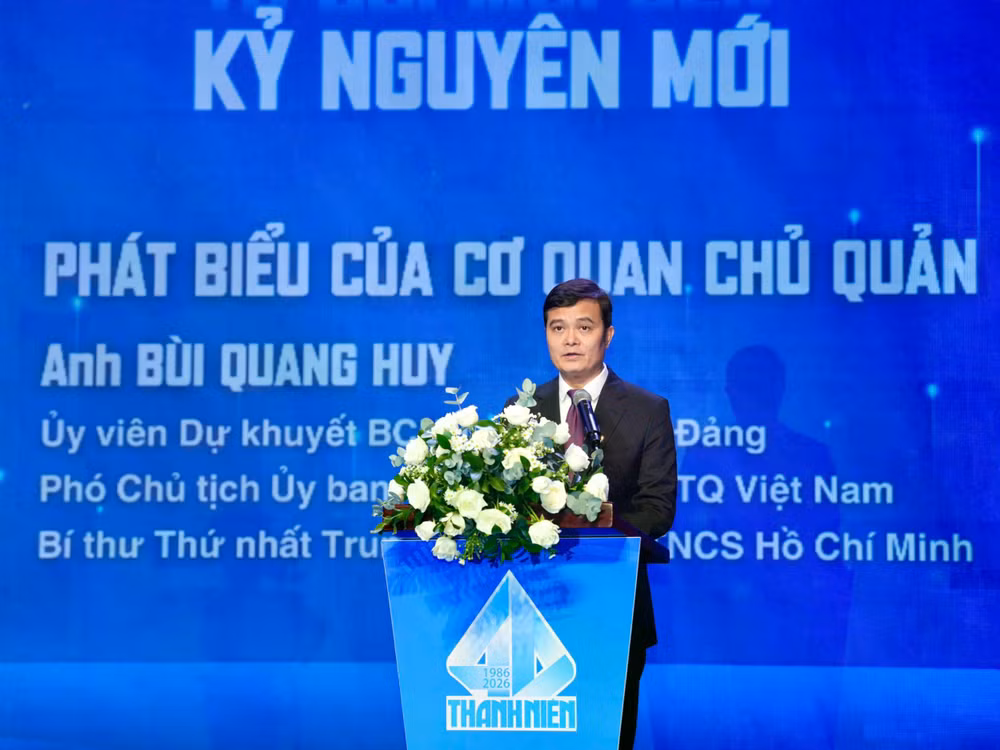 bui-quang-huy-thanh-nien-40-nam-doc-lap-17676120171471345154949.webp