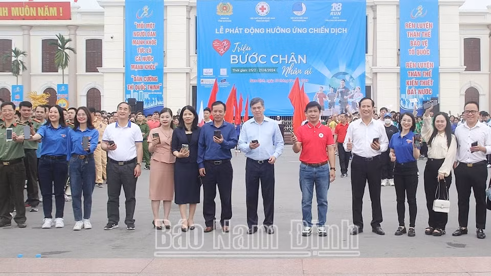 nam dinh hon 700 nguoi tham gia huong ung chien dich trieu buoc chan nhan ai hinh 1