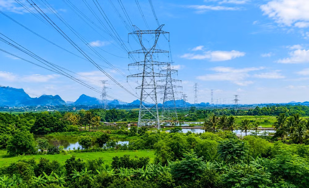 Đường dây 500/220kV Nho Quan – Phủ Lý – Thường Tín đóng điện thành công giúp tăng cường đảm bảo điện cho Thủ đô Hà Nội, tỉnh Ninh Bình và các tỉnh lân cận