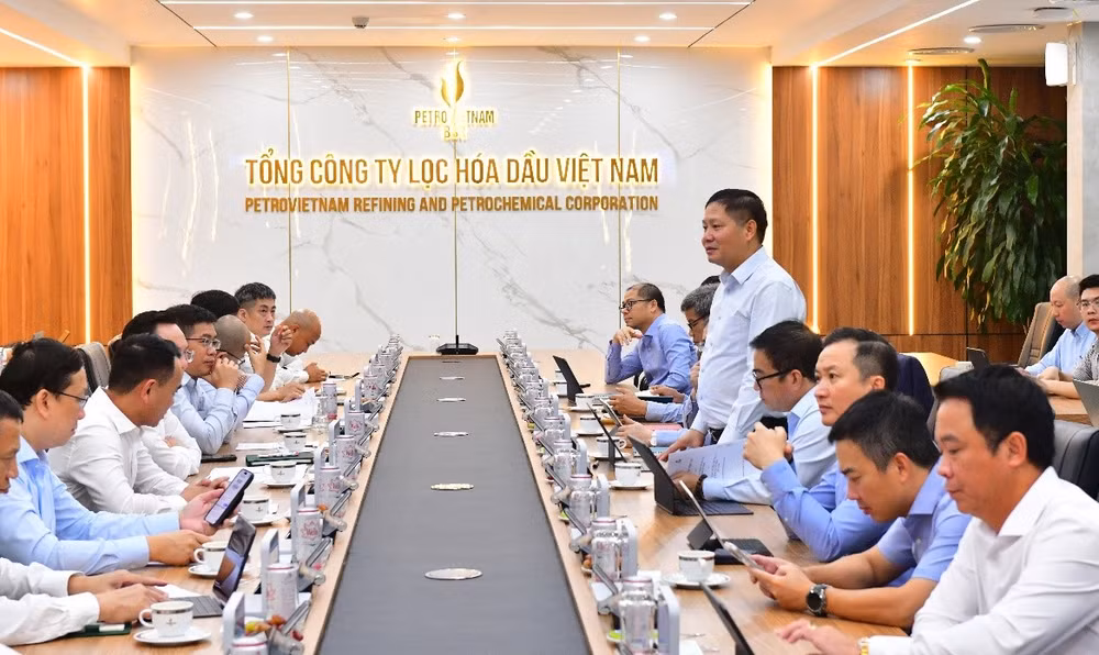 Chủ tịch HĐQT BSR Bùi Ngọc Dương đề nghị BSR và PV GAS tiếp tục mở rộng hợp tác trên cơ sở những kết quả đã đạt được