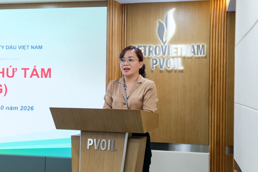 Bà Hoàng Thị Thu Liên – Ủy viên Ban Thường vụ Đảng ủy, Chủ tịch MTTQ phường Sài Gòn phát biểu tại Hội nghị 1.jpg