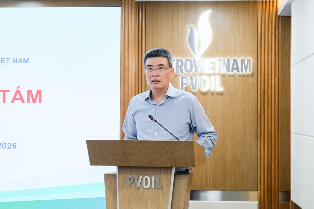 Ông Dương Mạnh Sơn – Bí thư Đảng ủy, Chủ tịch HĐQT PVOIL phát biểu khai mạc Hội nghị 2-6017.jpg
