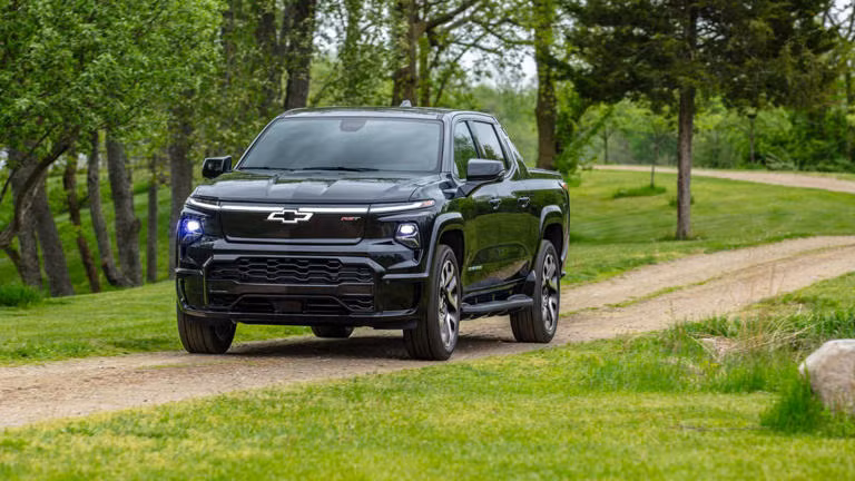 Xe bán tải Chevrolet. Ảnh: Autoblog