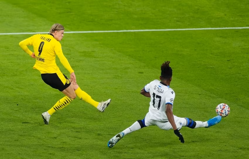 Haaland có màn nổ súng mãn nhãn ở Champions League. Ảnh: Getty