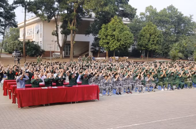 Đông đảo học sinh, sinh viên hào hứng với chương trình thực tế.