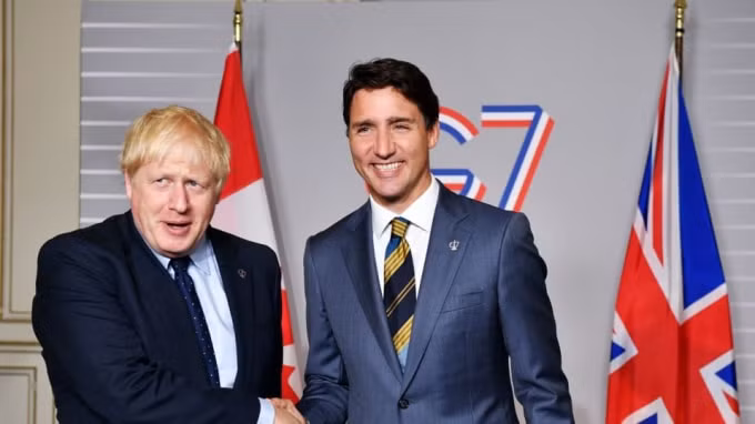Thủ tướng Anh Boris Johnson và Thủ tướng Canada Justin Trudeau - Ảnh: Getty